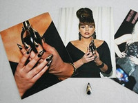 Lady Gaga1片美甲拍卖超12000美元