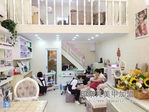 美甲加盟,开美甲店,美甲品牌,美甲前景