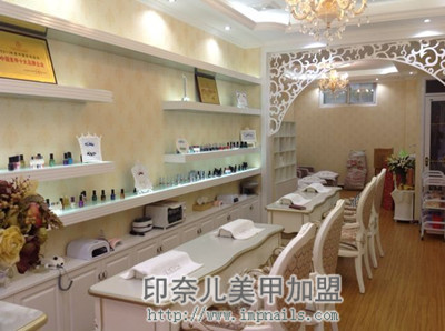 怎么开美甲店，开美甲加盟店需要些什么