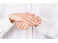 印奈儿：指甲护理的一些日常小贴士